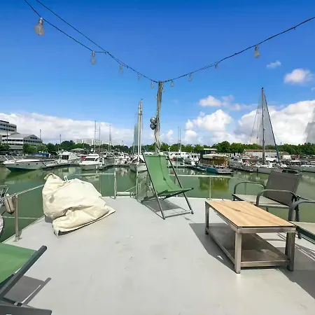 Botel Houseboat - Flottante Romantique Au Port De *