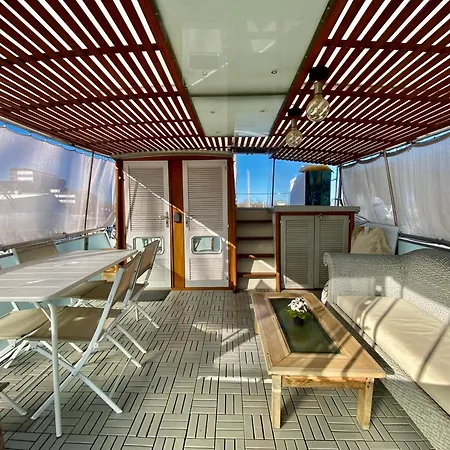 船上ホテル Houseboat - Flottante Romantique Au Port De *