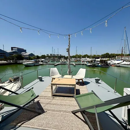 Houseboat - Flottante Romantique Au Port De Úszó hotel