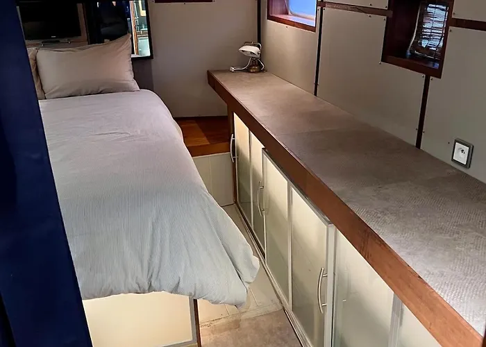 Houseboat - Flottante Romantique Au Port De